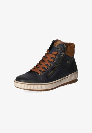 Schwarzer High-Top-Sneaker mit braunen Schnürsenkeln, seitlichem Reißverschluss, gepolstertem braunem Kragen, weißer Sohle und brauner Außensohle von der Außenseite gesehen.