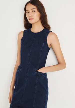CONTOUR SHIFT DRESS KIM - Spijkerjurk - denim