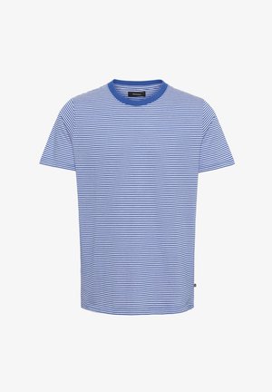 Maglietta a righe blu e bianche realizzata in tessuto morbido, con scollo tondo e maniche corte. Piccolo etichetta del marchio sul lato in basso a sinistra.