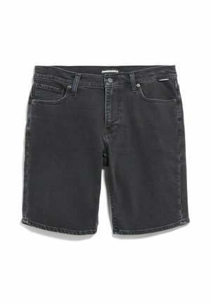 Schwarze Jeansshorts mit geradem Schnitt, ausgestattet mit fünf Taschen und einem Knopfverschluss. Weiche Textur mit einem ausgewaschenen Finish.