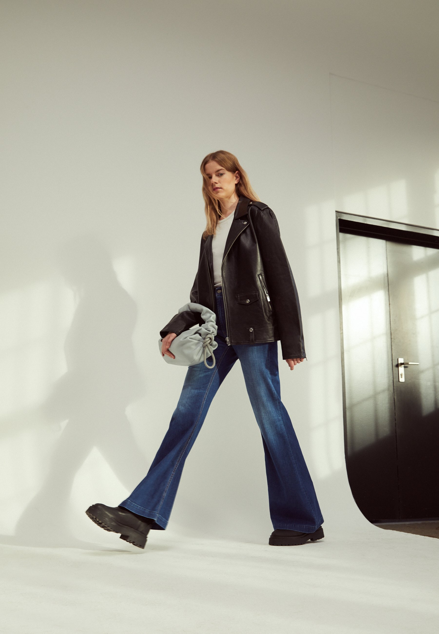 Dondup PANTALONE JANET - Jeans a zampa - scuro pulito/blu denim - Zalando