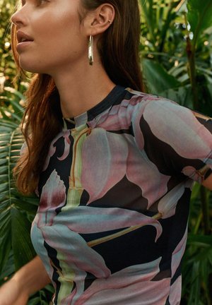 KEW COLLECTION SHORT SLEEVE - Tricou cu imprimeu - navy and pink floral