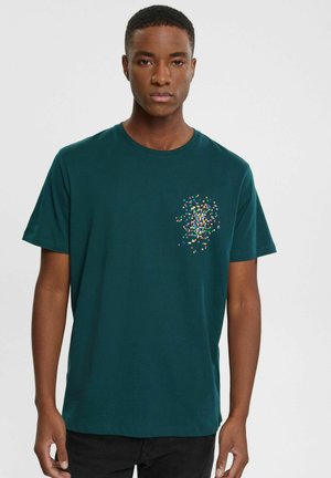 MIT PRINT AUF BRUSTHÖHE - T-shirt con stampa - dark teal green