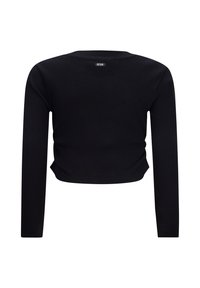 Top corto a maniche lunghe nero a coste con scollatura ampia, caratterizzato da cuciture a vista e un piccolo tag con logo sul retro.