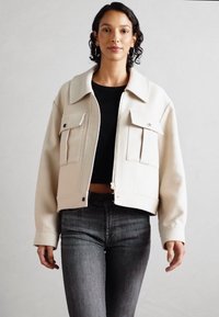 Tamaris Klasické baleríny  - taupe