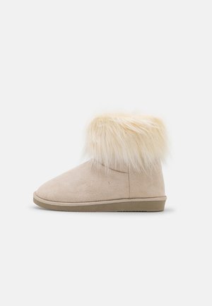 Stivaletti - off-white