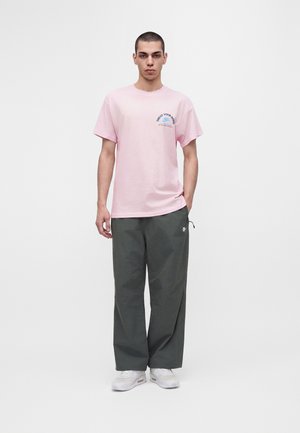 Nike Sportswear, TEE UNISEX - Μπλουζάκι με στάμπα - pink foam