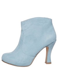 Světlé modré semišovéankle boty s zaoblenou špičkou, zúženým podpatkem a minimálními detaily šití. Hladký povrch, design zvýšeného podpatku.