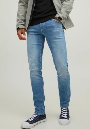 NOOS - Pieguloša piegriezuma džinsi - blue denim