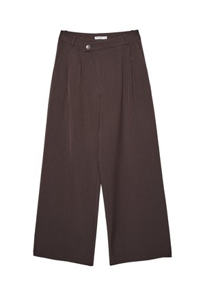 Braune, weit geschnittene Hose mit Nadelstreifen, ausgestattet mit einem Knopf-Verschluss und Gürtelschlaufen, flach auf einem weißen Hintergrund präsentiert.