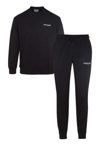 Completo in cotone nero composto da felpa e pantaloni della tuta, con colletto rotondo, maniche lunghe, cintura elastica, tasche laterali e un logo bianco su ciascun pezzo.