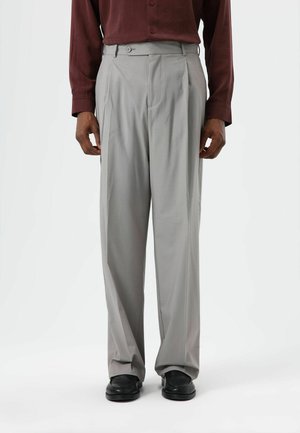 PLEATED WIDE-LEG - Stoffhose - light grey