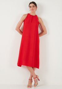 LELA REGULAR FIT - Vapaa-ajan mekko - coral
