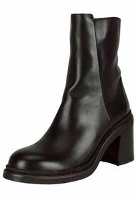 Bottine noire en cuir avec un bout arrondi, une fermeture éclair latérale et un talon bloc superposé, présentée inclinée vers la droite.