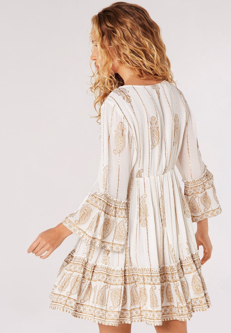 Apricot BOHEMIAN BELL SLEEVE - Day dress - cream/beige - Zalando