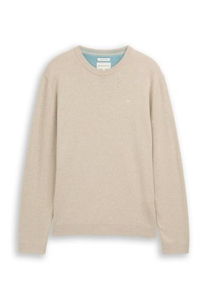 Beiger Pullover aus einem weichen, strukturierten Stoff. Verfügt über einen Rundhalsausschnitt und lange Ärmel, mit einem hellblauen Innenkragen. Dezentes Branding sichtbar.