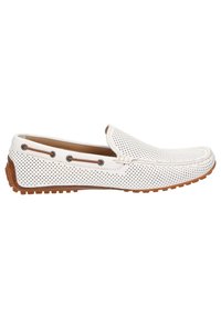 Weiße Lederloafers mit durchbrochenem Design, braunen Akzenten, Gummisohle und flachem Profil. Mit Stichen entlang der Kante und seitlichen Ösen.