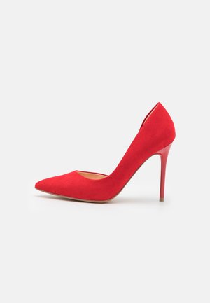 Hoge hakken - red