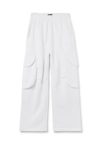 Pantalones cargo blancos con una cinturilla elástica, dos bolsillos laterales y bolsillos al estilo cargo en cada pierna. Fabricados en un tejido suave y liso.