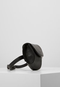 Fritzi aus Preußen Marsupio - black