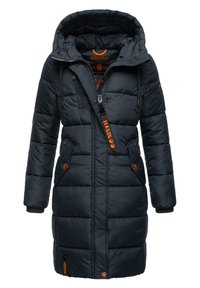 Manteau matelassé bleu marine foncé avec capuche, accents orange, fermetures éclair et boutons-pression, deux poches avant et poignets côtelés pour plus de chaleur.