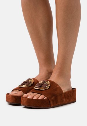 PATOS LOGO - Mules - rust