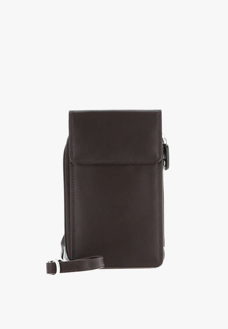 Sac bandoulière en cuir marron foncé avec rabat avant, poche latérale zippée et sangle de poignet réglable sur fond blanc.