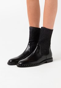 Melvin & Hamilton Botines - black