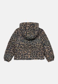 Leopard print puffer jacket featuring a hood, elastic cuffs, and a cropped design. Made from a smooth, lightweight fabric.