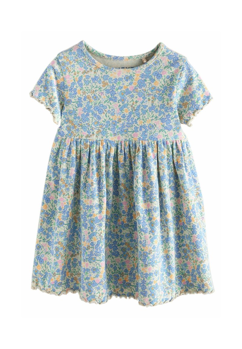 Robe bébé à manches courtes avec imprimé floral bleu, rose et jaune et taille froncée sur fond blanc.