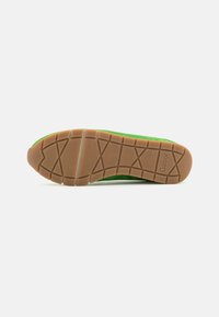 Gabor Comfort Zapatos sin cordones - green