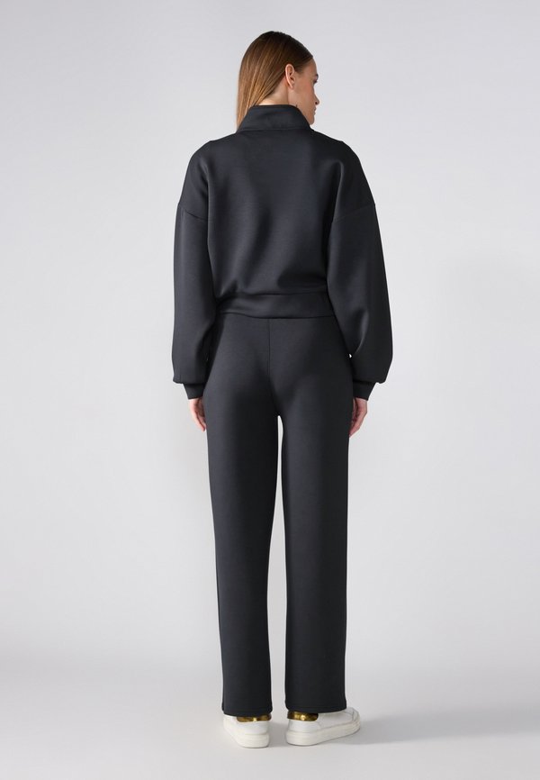 MODAL SET - Tracksuit2