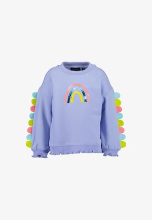 Barnets lyse lilla sweatshirt med flæsekant, farverig palietregnbue foran og pastelfarvede stofflapper langs ærmerne.