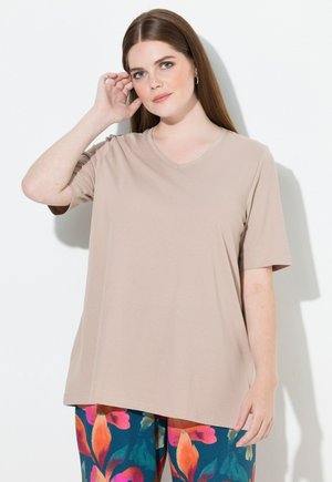 GRANDES TAILLES LOT DE 2 - T-Shirt basic - pale mocha