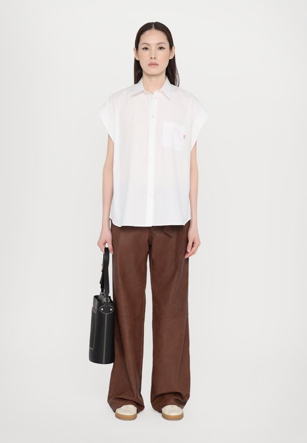 WOMENS SHIRT - Button-down blouse2