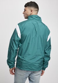 Starter RETRO - Vetrovka - retro green/blue night/white