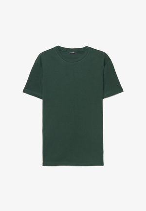 Dunkelgrünes T-Shirt mit kurzen Ärmeln und Rundhalsausschnitt, schlichtes Design und einem kleinen schwarzen Etikett am Halsausschnitt.