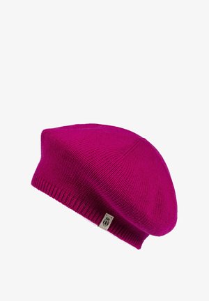 Fuchsia knitted beret with a rounded shape and ribbed band. Features a small brand tag on the side. Soft texture, warm material.