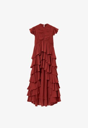 Rød, lagdelt maxikjole lavet af blødt stof. Har korte ærmer og en rynket overdel med flere flæser, der falder fra talje til søm.