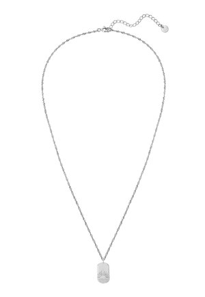 Sølvtonet halskæde med en snoet kæde og en rektangulær vedhæng med et solstrålemotiv. Justerbar kædelængde med en lås.