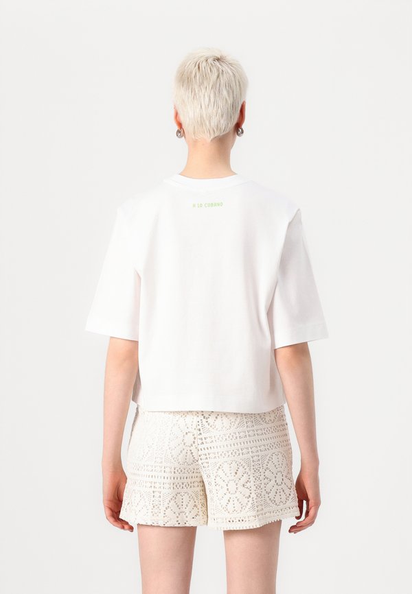 ONLVEGA LIFE VIBE BOX - Print T-shirt3