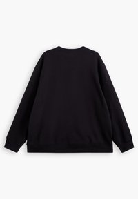 Crna majica s okruglim izrezom, dugim rukavima i opuštenim krojem. Tkanina djeluje mekano s glatkom teksturom.