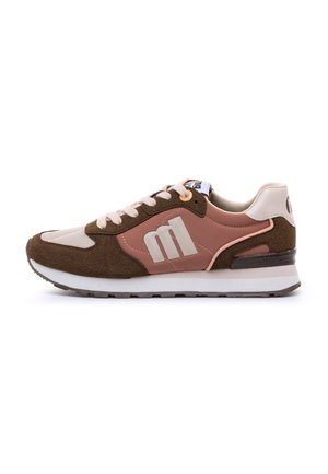 Sneaker casual marrone e rosa con lacci bianchi, suola bianca spessa e grande logo stilizzato "m" sul lato.