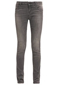 Jeans ajustados de mezclilla negra, con un lavado desgastado, diseño de cinco bolsillos, pasadores para cinturón y cierre de cremallera con botón.