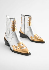 Next REGULAR FIT - Cowboy/motoros bokacsizma - metallic