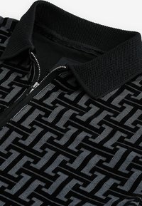 Next FLOCKED - Polo marškinėliai - grey black