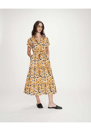 IMPRIMÉE VIRGINIA - Robe chemise - cognac