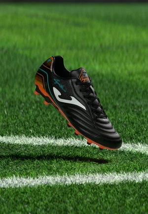 Joma, AGUILA FIRM GROUND - Chaussures de football pour terrain sec - black