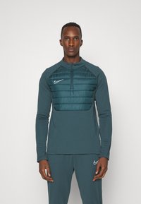 Nike Performance - ACADEMY DRILL WINTERIZED - Pitkähihainen paita - deep jungle/fir/reflective silver Pienoiskuva 1