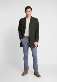 TOM TAILOR DENIM STRUCTURED - Pantalones chinos - blue